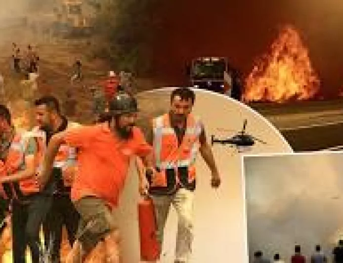 Seydikemer Paşalı Mahallesi’nde yol kenarından zirai alana sıçrayan yangında 5 bin metrekare alan zarar gördü