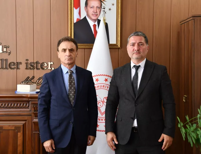 Kürtün İlçe Millî Eğitim Müdürü Muhammet Kılıç’tan İl Müdürü Şener Doğan’a ziyaret