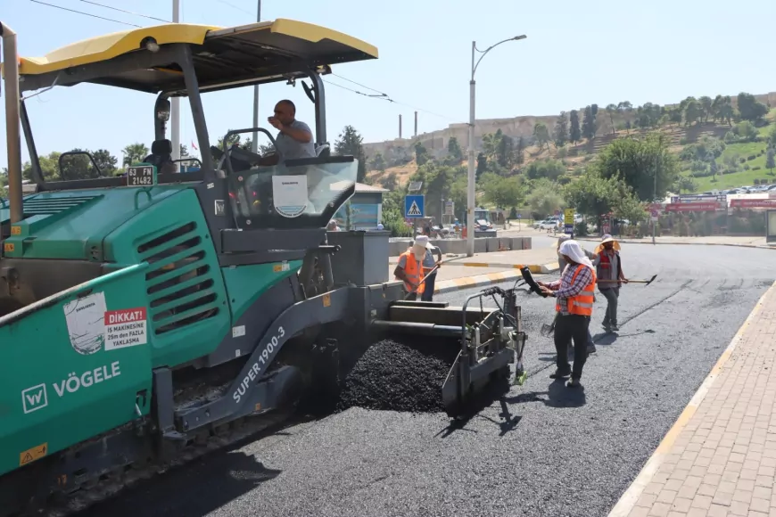 Şanlıurfa’da tarihi ve turistik noktaları bağlayan Haleplibahçe Caddesi yenileniyor