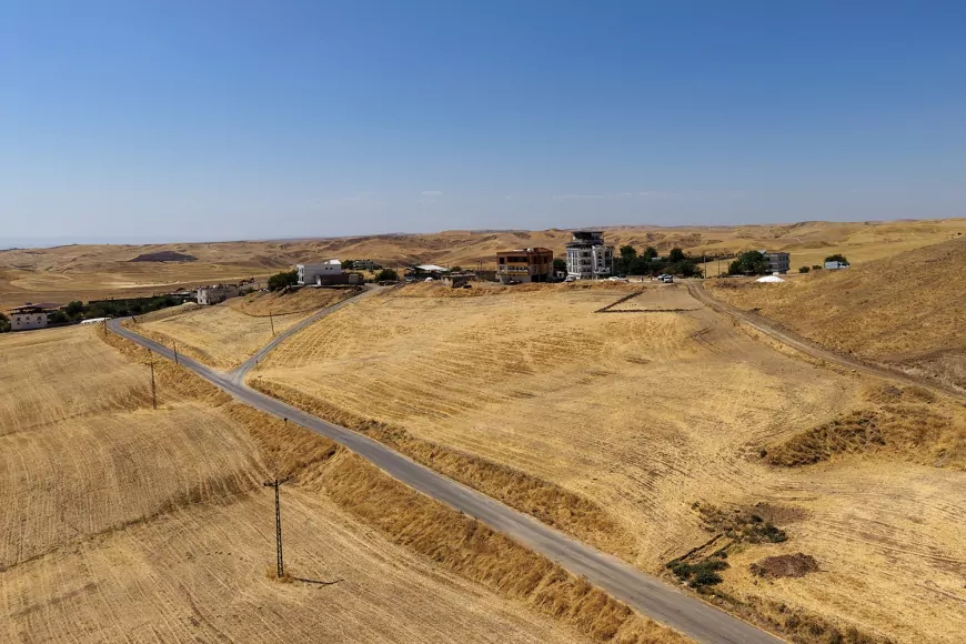 DİSKİ, Silvan Nohuttepe Mahallesi’nde yıllardır süren içme suyu sorunu için 1.500 metrelik hattı yeniliyor