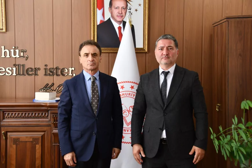 Kürtün İlçe Millî Eğitim Müdürü Muhammet Kılıç’tan İl Müdürü Şener Doğan’a ziyaret