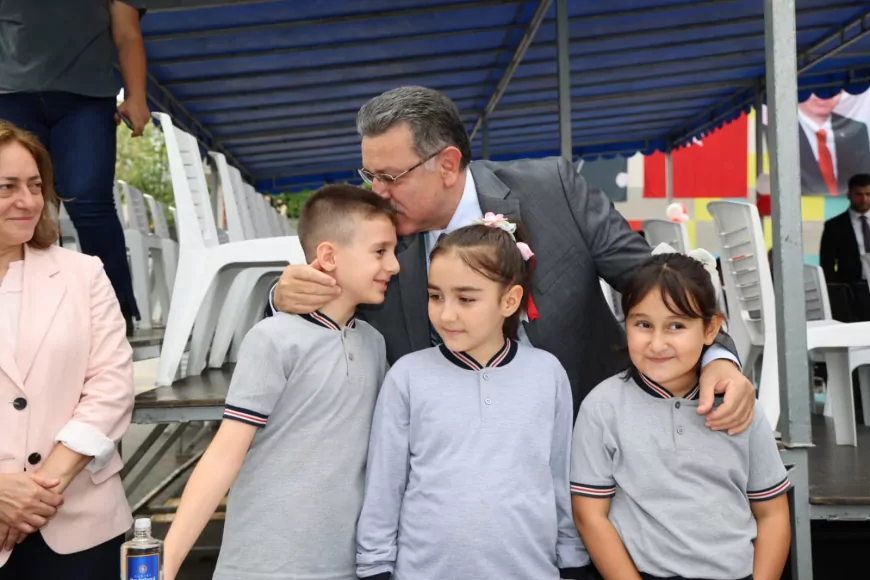 Trabzon Büyükşehir Belediye Başkanı Ahmet Metin Genç: “Eğitimde çok güçlü bir şekilde yolumuza devam edeceğiz”