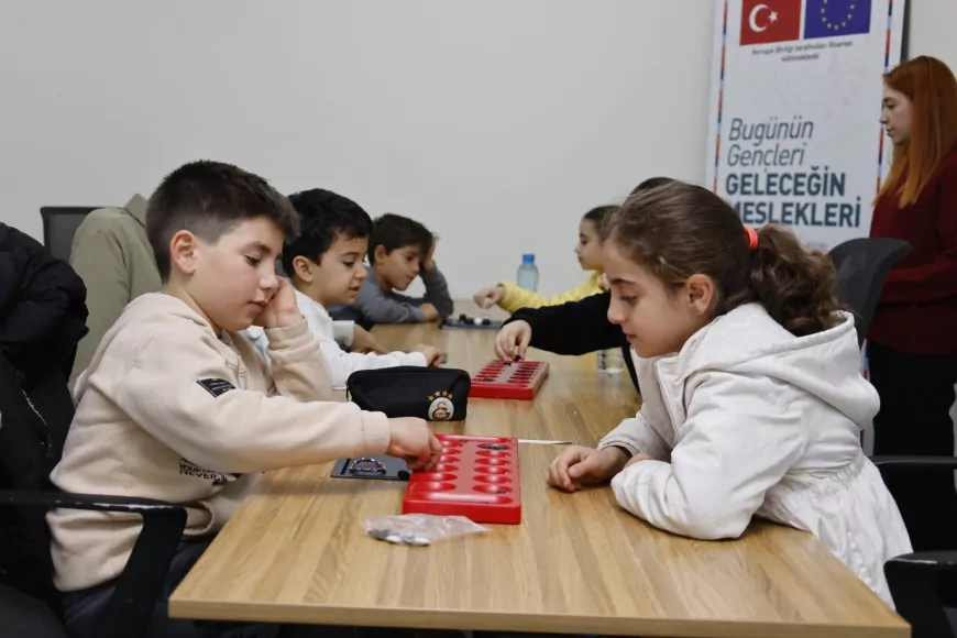 Hatay Büyükşehir Belediyesi Bilim Merkezi yeni dönem öğrencilerini bilim ve teknoloji eğitimlerine bekliyor