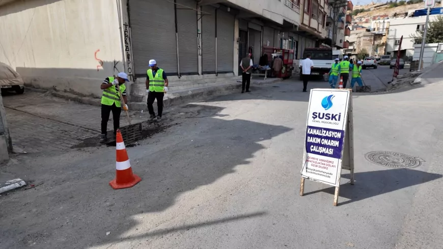 Şanlıurfa’da kış öncesi altyapı hazırlığı hızlandı, ŞUSKİ ekipleri mazgalları temizliyor