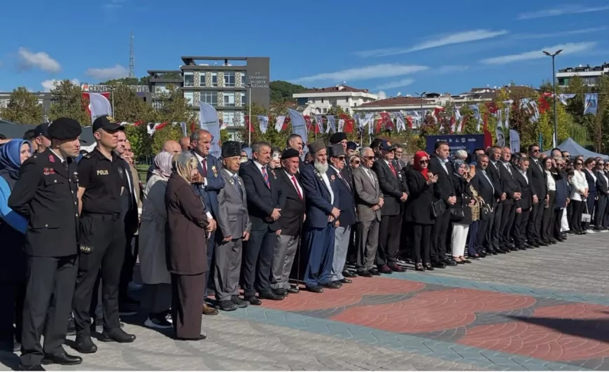 Yeniden Refah Partisi Çekmeköy İlçe Başkanı Alparslan Sivrikaya ve teşkilatından Gaziler Günü programına katılım