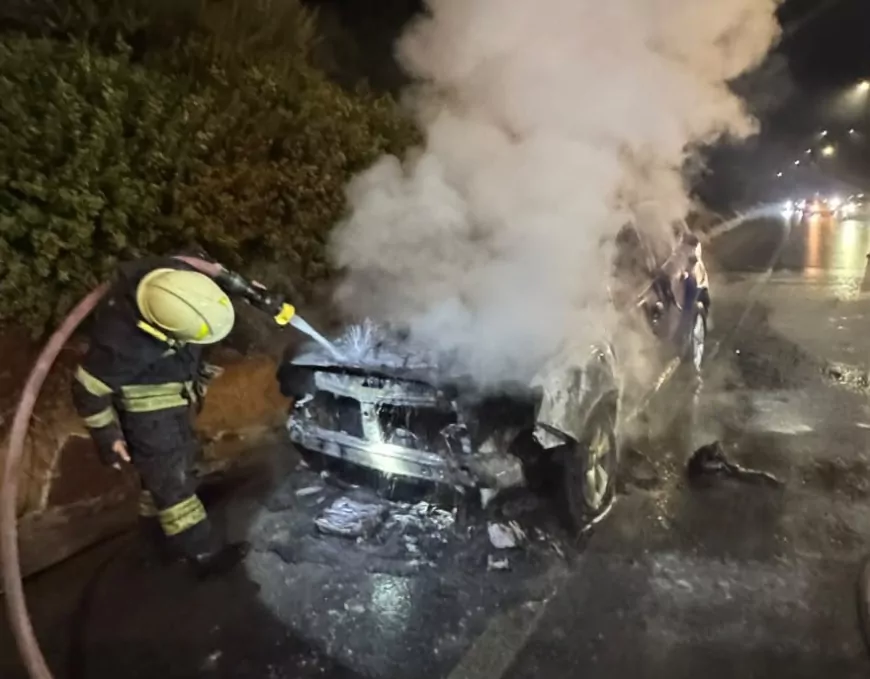 Bodrum Torba Mahallesi’nde Dacia Duster alev aldı, araç yangınında ölen ya da yaralanan olmadı