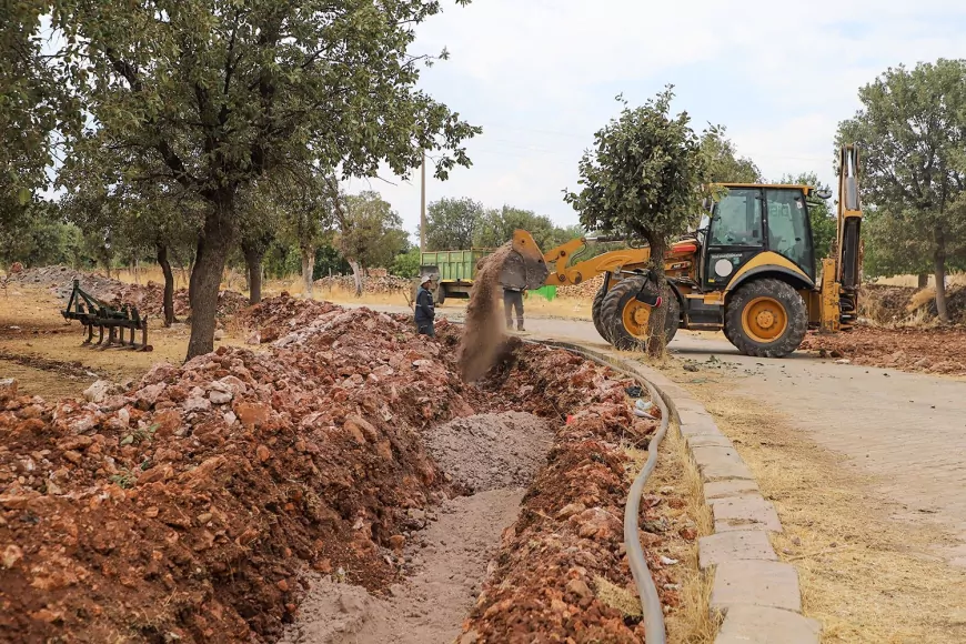 DİSKİ Kocaköy’de 20 yıllık şebekeyi yeniliyor: Kandiskan’a 2 bin metrelik yeni içme suyu hattı